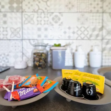 L'evasion En Pierre Piscine Et Etang Prive * Sevremoine