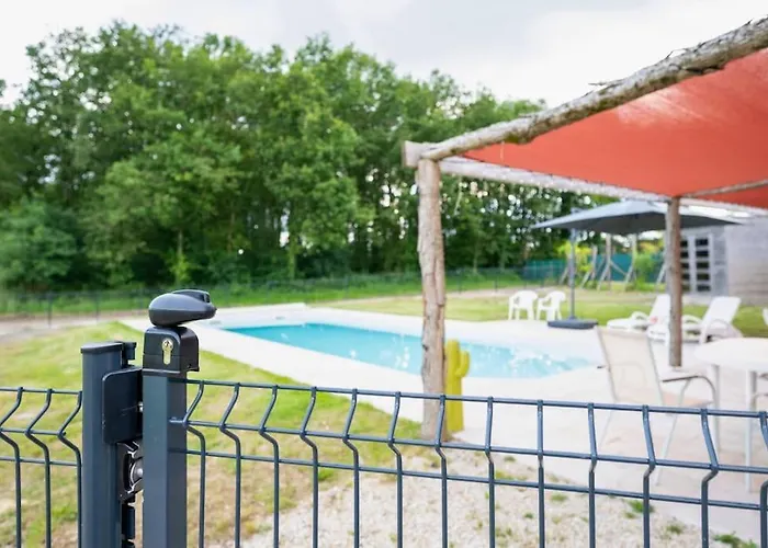 L'evasion En Pierre Piscine Et Etang Prive Σπίτι διακοπών *